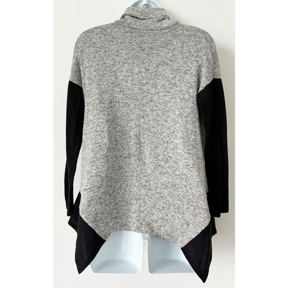Design Lab Gray Black Cowl Neck Knit Flowy Tunic Top | Size XS - Picture 4 of 7